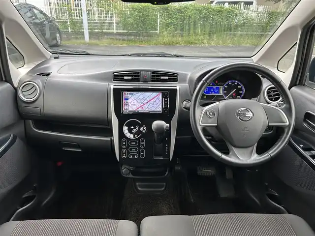 日産 デイズ ハイウェイスターX 熊本県 2017(平29)年 6.2万km ホワイトパール 衝突軽減ブレーキ/プッシュスタート/社外ナビ/（CD・DVD・フルセグTV・BTオーディオ・SD）/アラウンドビューモニター/純正14インチAW/キセノンヘッドライト/オートライト/フォグライト/横滑り防止装置/ウィンカーミラー/純正フロアマット/純正ドアバイザー/新車保証書/取扱説明書/スマートスペアキー×1本