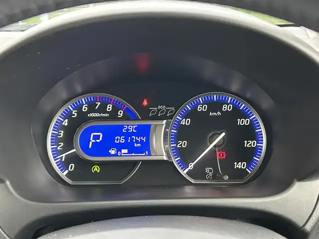 日産 デイズ ハイウェイスターX 熊本県 2017(平29)年 6.2万km ホワイトパール 衝突軽減ブレーキ/プッシュスタート/社外ナビ/（CD・DVD・フルセグTV・BTオーディオ・SD）/アラウンドビューモニター/純正14インチAW/キセノンヘッドライト/オートライト/フォグライト/横滑り防止装置/ウィンカーミラー/純正フロアマット/純正ドアバイザー/新車保証書/取扱説明書/スマートスペアキー×1本