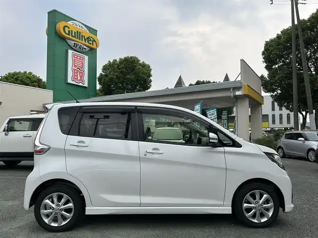 日産 デイズ ハイウェイスターX 熊本県 2017(平29)年 6.2万km ホワイトパール 衝突軽減ブレーキ/プッシュスタート/社外ナビ/（CD・DVD・フルセグTV・BTオーディオ・SD）/アラウンドビューモニター/純正14インチAW/キセノンヘッドライト/オートライト/フォグライト/横滑り防止装置/ウィンカーミラー/純正フロアマット/純正ドアバイザー/新車保証書/取扱説明書/スマートスペアキー×1本