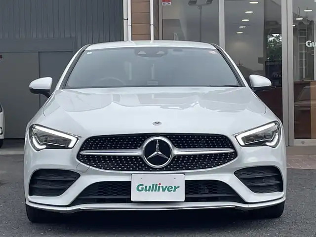 メルセデス・ベンツ ＣＬＡ２００ｄ AMGライン 埼玉県 2022(令4)年 1.8万km パール 純正ナビ（Ｂｌｕｅｔｏｏｔｈ、フルセグＴＶ）/全方位カメラ/ＥＴＣ2.0/ワンオーナー/前後ドラレコ/スペアキー/追従走行有クルコン/ＵＳＢ入力端子/電動リアゲート/Ｄ＋Ｎ席パワーシート/Ｄ＋Ｎ席シートヒーター/保証書/取扱説明書/純正フロアマット/純正アルミホイール/前後コーナーセンサー/LEDヘッドライト/オートライト/横滑り防止装置/レーンキープアシスト/ダブル＋サイドエアバッグ/カーテンエアバッグ/パドルシフト