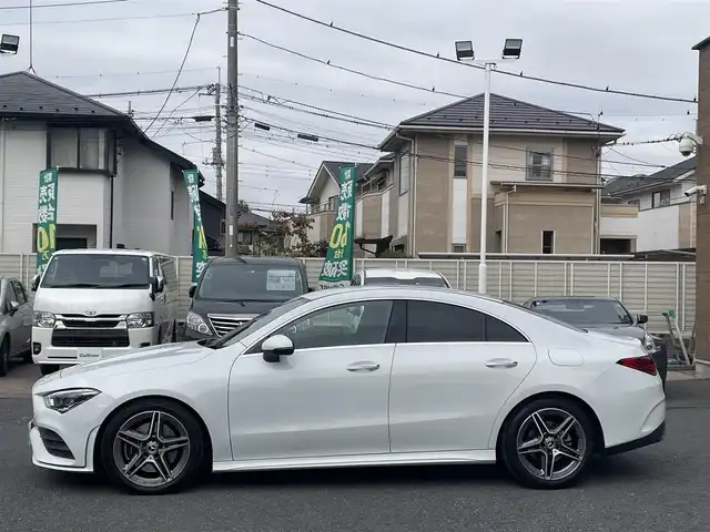 メルセデス・ベンツ ＣＬＡ２００ｄ AMGライン 埼玉県 2022(令4)年 1.8万km パール 純正ナビ（Ｂｌｕｅｔｏｏｔｈ、フルセグＴＶ）/全方位カメラ/ＥＴＣ2.0/ワンオーナー/前後ドラレコ/スペアキー/追従走行有クルコン/ＵＳＢ入力端子/電動リアゲート/Ｄ＋Ｎ席パワーシート/Ｄ＋Ｎ席シートヒーター/保証書/取扱説明書/純正フロアマット/純正アルミホイール/前後コーナーセンサー/LEDヘッドライト/オートライト/横滑り防止装置/レーンキープアシスト/ダブル＋サイドエアバッグ/カーテンエアバッグ/パドルシフト