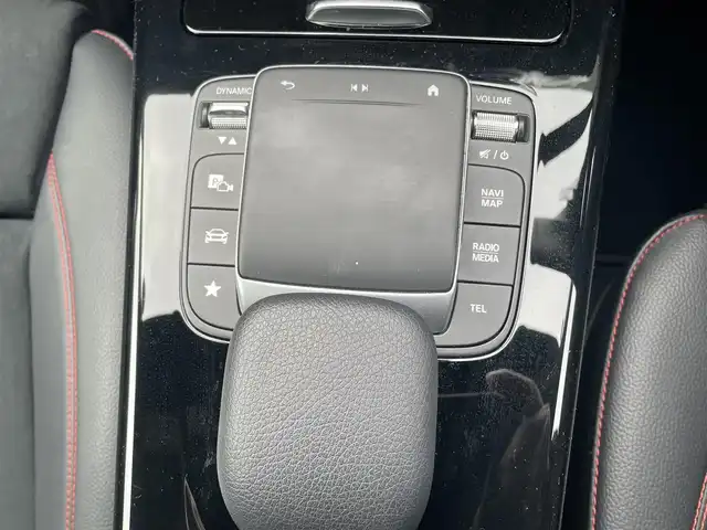 メルセデス・ベンツ ＣＬＡ２００ｄ AMGライン 埼玉県 2022(令4)年 1.8万km パール 純正ナビ（Ｂｌｕｅｔｏｏｔｈ、フルセグＴＶ）/全方位カメラ/ＥＴＣ2.0/ワンオーナー/前後ドラレコ/スペアキー/追従走行有クルコン/ＵＳＢ入力端子/電動リアゲート/Ｄ＋Ｎ席パワーシート/Ｄ＋Ｎ席シートヒーター/保証書/取扱説明書/純正フロアマット/純正アルミホイール/前後コーナーセンサー/LEDヘッドライト/オートライト/横滑り防止装置/レーンキープアシスト/ダブル＋サイドエアバッグ/カーテンエアバッグ/パドルシフト