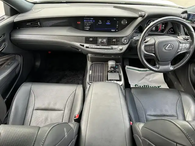 レクサス ＬＳ 500 岡山県 2019(平31)年 8.2万km ソニッククォーツ 登録時走行距離81192km/純正12.3インチナビ/フルセグTV(AM.FM.CD.DVD.TV.BT)/全方位バックカメラ/ETC2.0/ブラインドスポットモニター/ドライブレコーダー/シートヒーター/エアシート/クリアランスソナー/衝突軽減ブレーキ/横滑り防止装置/レーダークルーズコントロール/レーンキープアシスト/オートライト/オートマチックハイビーム/アイドリングストップ/電動リアゲート/電動リアサンシェード/19インチ純正AW/純正フロアマット/レザーシート/D+N席パワーシート