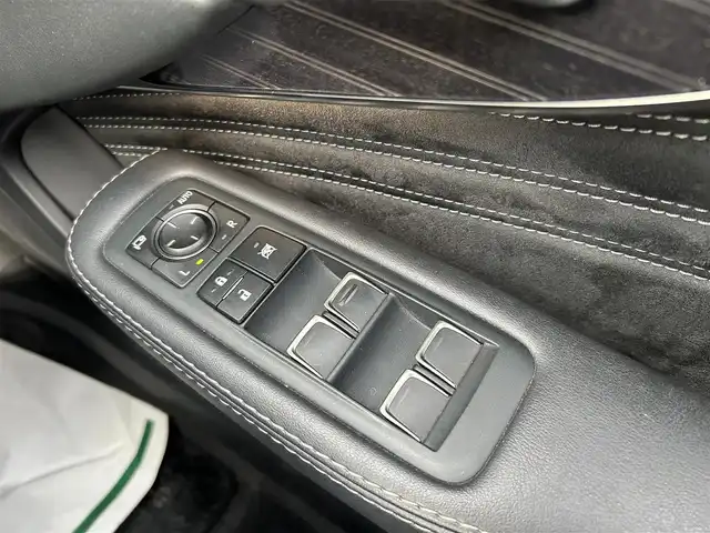 レクサス ＬＳ 500 岡山県 2019(平31)年 8.2万km ソニッククォーツ 登録時走行距離81192km/純正12.3インチナビ/フルセグTV(AM.FM.CD.DVD.TV.BT)/全方位バックカメラ/ETC2.0/ブラインドスポットモニター/ドライブレコーダー/シートヒーター/エアシート/クリアランスソナー/衝突軽減ブレーキ/横滑り防止装置/レーダークルーズコントロール/レーンキープアシスト/オートライト/オートマチックハイビーム/アイドリングストップ/電動リアゲート/電動リアサンシェード/19インチ純正AW/純正フロアマット/レザーシート/D+N席パワーシート