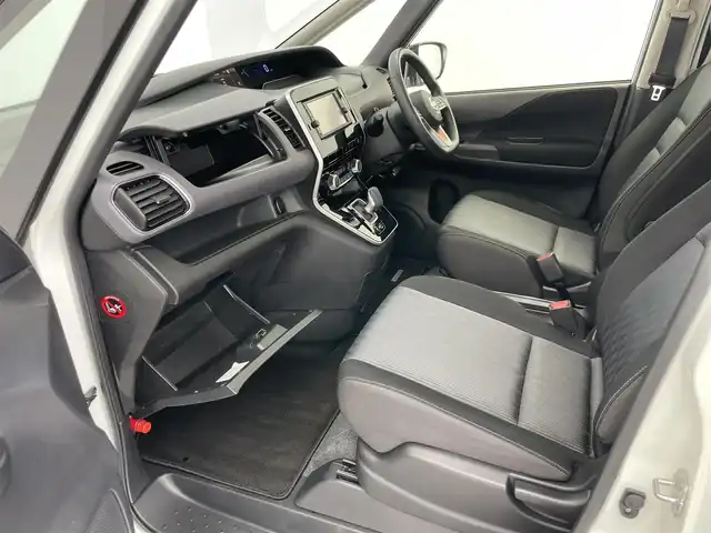 日産 セレナ e－パワー ハイウェイスター V 愛知県 2020(令2)年 8.9万km ブリリアントホワイトパール 2トーン 純正7インチナビ/Bluetooth/バックカメラ/フルセグTV/衝突被害軽減システム/横滑り防止装置/クルーズコントロール/レーンキープアシスト/コーナーセンサー/ブラインドスポットモニター/オートライト/LEDヘッドライト/LEDフォグランプ/両側パワースライドドア/ドライブレコーダー/ETC/純正AW/純正フロアマット/プッシュスタート/スマートキー/スペアキー