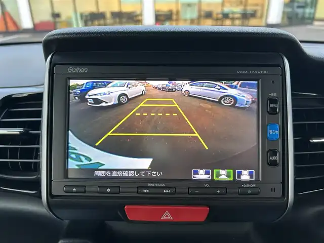 ホンダ Ｎ ＢＯＸ カスタム SSブラックSパッケージ 鹿児島県 2017(平29)年 8.1万km クリスタルブラックパール あんしんパッケージ/純正ナビ/　　CD/DVD/BT/フルセグ/バックカメラ/両側パワースライドドア/HIDオートライト/シートヒーター/純正14インチアルミホイール/ステアリングスイッチ/アイドリングストップ/スマートキー/ETC