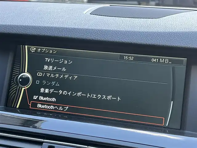 ＢＭＷ ５２３ｉ Mスポーツ 滋賀県 2012(平24)年 12.3万km アルピンホワイトⅢ 純正10.2インチナビ/Bluetooth/CD/DVD/フルセグTV/バックカメラ/クルーズコントロール/クリアランスソナー/MTモード付AT/パドルシフト/アイドリングストップ/運転席パワーシート/純正18インチアルミホイール/ETC