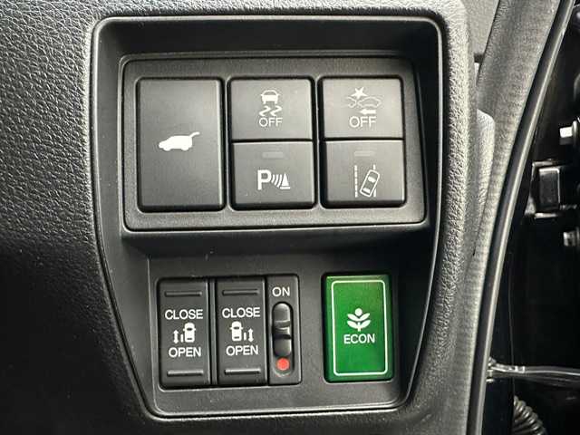 ホンダ オデッセイ アブソルート EX 兵庫県 2021(令3)年 3万km プレミアムヴィーナスブラックP 純正10インチナビ（CD/DVD・FM/AM・BT・フルセグ）/純正フリップダウンモニター/全方位カメラ/両側パワースライドドア/ETC2.0/パワーバックドア/パワーシート（D/N席）/シートヒーター（D/N席）/純正AW18インチ/純正フロアマット/追従式クルーズコントロール/プッシュスタート/スマートキー/BSM/ホンダセンシング/LEDヘッドランプ/フォグランプ/オートライト/電動格納ミラー/ウインカーミラー/ドアバイザー/パドルシフト/コーナーセンサー前後/オットマン