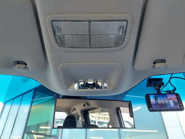 ホンダ フリード ハイブリット G ホンダセンシング 東京都 2018(平30)年 7.7万km ホワイトオーキッドパール 純正9インチナビ(VXM-175VFNi)/【CD/DVD/FM/AM/TV/ipod/SD/USB/BT/VTR/ AUX/HDMI】/バックカメラ/ビルトインETC/両側電動スライドドア/アダクティブクルーズコントロール/衝突軽減ブレーキ/LKAS/LEDヘッドライト/Sパッケージ/・ハーフレザーシート/・純正15インチAW/・本革巻きステアリング/プッシュスタート/スマートキー