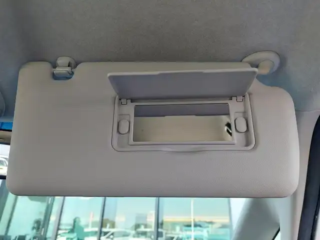 ホンダ フリード ハイブリット G ホンダセンシング 東京都 2018(平30)年 7.7万km ホワイトオーキッドパール 純正9インチナビ(VXM-175VFNi)/【CD/DVD/FM/AM/TV/ipod/SD/USB/BT/VTR/ AUX/HDMI】/バックカメラ/ビルトインETC/両側電動スライドドア/アダクティブクルーズコントロール/衝突軽減ブレーキ/LKAS/LEDヘッドライト/Sパッケージ/・ハーフレザーシート/・純正15インチAW/・本革巻きステアリング/プッシュスタート/スマートキー