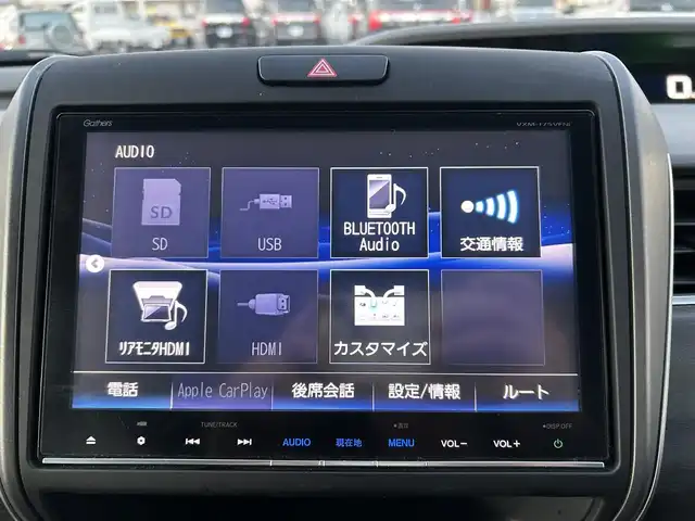 ホンダ フリード ハイブリット EX 岡山県 2016(平28)年 5.4万km ホワイトオーキッドパール 登録時走行距離58334km/ワンオーナー/純正9インチナビ/フルセグTV(AM/FM/CD/DVD/Bluetooth/HDMI)/純正12.8インチフリップダウンモニター/バックカメラ/両側パワースライドドア/ビルトインETC/ホンダセンシング/・アダプティブクルーズコントロール/・レーンキープアシスト/・衝突軽減ブレーキ/・路外逸脱抑制機能/・先行車発進お知らせ機能/・標識認識機能/横滑り抑制機能/車両接近通報装置/フロントガラス熱線スイッチ/D/N席シートヒーター/USB入力端子/ロールサンシェード/ハーフレザーシート/15インチ純正AW　/純正フロアマット