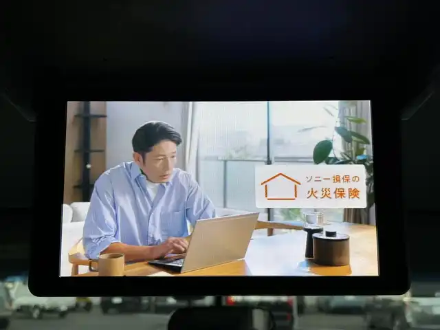 ホンダ フリード ハイブリット EX 岡山県 2016(平28)年 5.4万km ホワイトオーキッドパール 登録時走行距離58334km/ワンオーナー/純正9インチナビ/フルセグTV(AM/FM/CD/DVD/Bluetooth/HDMI)/純正12.8インチフリップダウンモニター/バックカメラ/両側パワースライドドア/ビルトインETC/ホンダセンシング/・アダプティブクルーズコントロール/・レーンキープアシスト/・衝突軽減ブレーキ/・路外逸脱抑制機能/・先行車発進お知らせ機能/・標識認識機能/横滑り抑制機能/車両接近通報装置/フロントガラス熱線スイッチ/D/N席シートヒーター/USB入力端子/ロールサンシェード/ハーフレザーシート/15インチ純正AW　/純正フロアマット