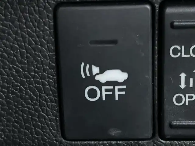 ホンダ フリード ハイブリット EX 岡山県 2016(平28)年 5.4万km ホワイトオーキッドパール 登録時走行距離58334km/ワンオーナー/純正9インチナビ/フルセグTV(AM/FM/CD/DVD/Bluetooth/HDMI)/純正12.8インチフリップダウンモニター/バックカメラ/両側パワースライドドア/ビルトインETC/ホンダセンシング/・アダプティブクルーズコントロール/・レーンキープアシスト/・衝突軽減ブレーキ/・路外逸脱抑制機能/・先行車発進お知らせ機能/・標識認識機能/横滑り抑制機能/車両接近通報装置/フロントガラス熱線スイッチ/D/N席シートヒーター/USB入力端子/ロールサンシェード/ハーフレザーシート/15インチ純正AW　/純正フロアマット