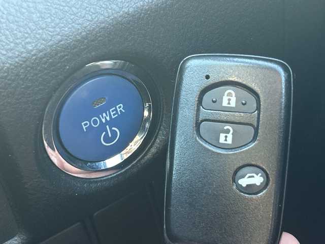 トヨタ ＳＡＩ G 沖縄県 2014(平26)年 11.3万km ホワイトパールクリスタルシャイン 純正ナビ・TV/BlueTooth/前後カメラ/ETC/純正アルミ・エアロ/ステアリングスイッチ/ウインカードアミラー/フォグランプ/スマートキー