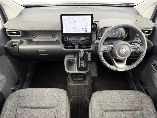 トヨタ シエンタ ハイブリッド Z 愛知県 2025(令7)年 1.2万km ブラック ディスプレイオーディオ/パノラマミックビューモニター/両側パワースライドドア/ブラインドスポットモニター/プリクラッシュセーフティシステム/レーダークルーズコントロール/LEDヘッドライト/フルセグTV/ドライブレコーダー/スマートキー/プッシュスタート/電動格納ミラー/ETC/Bluetooth/apple car play/android auto