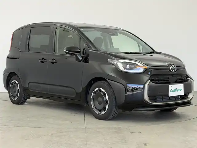 トヨタ シエンタ ハイブリッド Z 愛知県 2025(令7)年 1.2万km ブラック ディスプレイオーディオ/パノラマミックビューモニター/両側パワースライドドア/ブラインドスポットモニター/プリクラッシュセーフティシステム/レーダークルーズコントロール/LEDヘッドライト/フルセグTV/ドライブレコーダー/スマートキー/プッシュスタート/電動格納ミラー/ETC/Bluetooth/apple car play/android auto