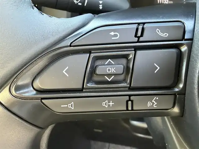 トヨタ シエンタ ハイブリッド Z 愛知県 2025(令7)年 1.2万km ブラック ディスプレイオーディオ/パノラマミックビューモニター/両側パワースライドドア/ブラインドスポットモニター/プリクラッシュセーフティシステム/レーダークルーズコントロール/LEDヘッドライト/フルセグTV/ドライブレコーダー/スマートキー/プッシュスタート/電動格納ミラー/ETC/Bluetooth/apple car play/android auto