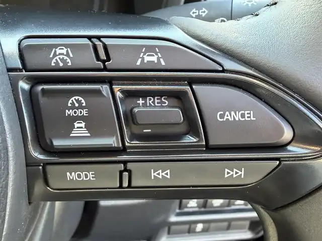 トヨタ シエンタ ハイブリッド Z 愛知県 2025(令7)年 1.2万km ブラック ディスプレイオーディオ/パノラマミックビューモニター/両側パワースライドドア/ブラインドスポットモニター/プリクラッシュセーフティシステム/レーダークルーズコントロール/LEDヘッドライト/フルセグTV/ドライブレコーダー/スマートキー/プッシュスタート/電動格納ミラー/ETC/Bluetooth/apple car play/android auto