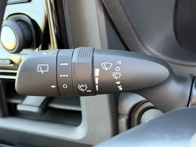 トヨタ シエンタ ハイブリッド Z 愛知県 2025(令7)年 1.2万km ブラック ディスプレイオーディオ/パノラマミックビューモニター/両側パワースライドドア/ブラインドスポットモニター/プリクラッシュセーフティシステム/レーダークルーズコントロール/LEDヘッドライト/フルセグTV/ドライブレコーダー/スマートキー/プッシュスタート/電動格納ミラー/ETC/Bluetooth/apple car play/android auto