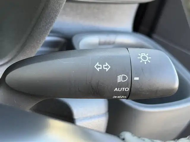 トヨタ シエンタ ハイブリッド Z 愛知県 2025(令7)年 1.2万km ブラック ディスプレイオーディオ/パノラマミックビューモニター/両側パワースライドドア/ブラインドスポットモニター/プリクラッシュセーフティシステム/レーダークルーズコントロール/LEDヘッドライト/フルセグTV/ドライブレコーダー/スマートキー/プッシュスタート/電動格納ミラー/ETC/Bluetooth/apple car play/android auto