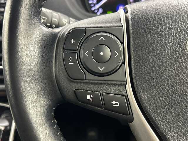 トヨタ エスクァイア Gi 愛知県 2017(平29)年 3.3万km ホワイトパールクリスタルシャイン 【簡易/純正ナビ(NSCD-W66)/ワンセグTV・Bluetooth・CD・SD・AM・FM/バックカメラ/両側パワースライドドア/ビルトインETC/前後ドライブレコーダー/ハーフレザーシート/前席シートヒーター/トヨタセーフティセンス/プリクラッシュセーフティ/レーンディパーチャーアラート/オートマチックハイビーム/アイドリングストップ/クルーズコントロール/先行車発進告知/横滑り防止/LEDヘッドライト/オートライト/フロントフォグランプ/革巻きステアリング/ナノイー/オートエアコン+リヤクーラー/プッシュスタート/スマートキー/純正15インチAW/フロアマット/保証書・取扱説明書/スペアキー