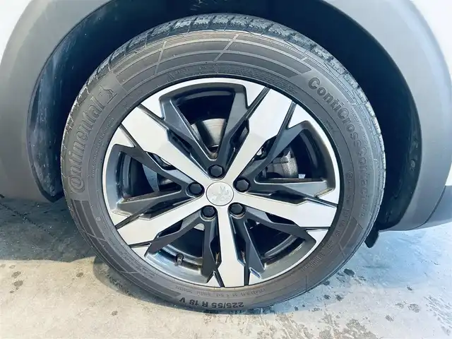 プジョー ３００８ GTライン ブルー HDi 大阪府 2020(令2)年 4.1万km パール サンルーフ/ACC/純正ナビ/TV/バック・サイドカメラ/applecarplay/純正18インチAW/LEDヘッドライト/電動リアゲート/ワイヤレス充電/ブラインドスポット/クリアランスソナー/パドルシフト/ルーフレール/ハーフ革/Dメモリ付きパワーシート/シートヒーター/デジタルインナーミラー