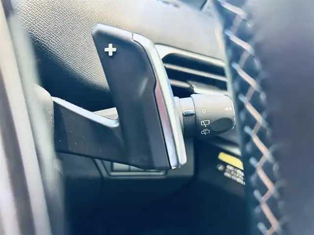 プジョー ３００８ GTライン ブルー HDi 大阪府 2020(令2)年 4.1万km パール サンルーフ/ACC/純正ナビ/TV/バック・サイドカメラ/applecarplay/純正18インチAW/LEDヘッドライト/電動リアゲート/ワイヤレス充電/ブラインドスポット/クリアランスソナー/パドルシフト/ルーフレール/ハーフ革/Dメモリ付きパワーシート/シートヒーター/デジタルインナーミラー