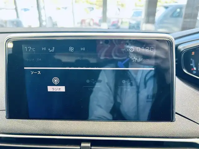 プジョー ３００８ GTライン ブルー HDi 大阪府 2020(令2)年 4.1万km パール サンルーフ/ACC/純正ナビ/TV/バック・サイドカメラ/applecarplay/純正18インチAW/LEDヘッドライト/電動リアゲート/ワイヤレス充電/ブラインドスポット/クリアランスソナー/パドルシフト/ルーフレール/ハーフ革/Dメモリ付きパワーシート/シートヒーター/デジタルインナーミラー