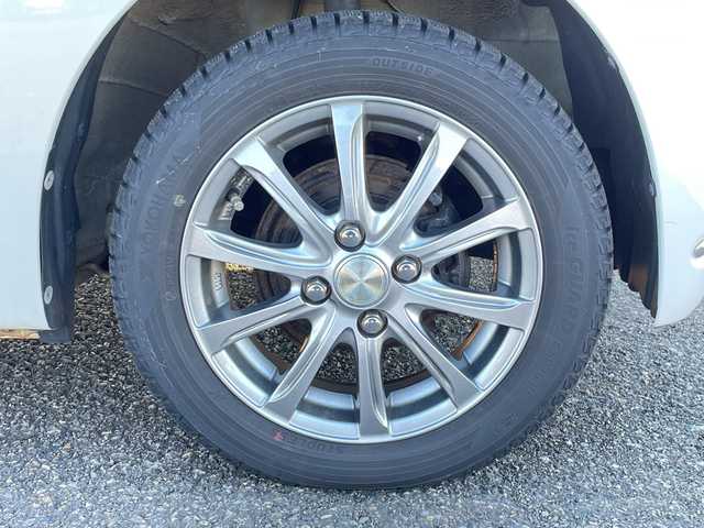 ダイハツ ミラ ココア X 新潟県 2012(平24)年 7.3万km パールホワイトⅢ 4WD/CD/AUX/ベンチシート/革調シートカバー/スマートキー/LEDヘッドライト/社外14インチアルミホイール/純正15インチAW夏タイヤ車載