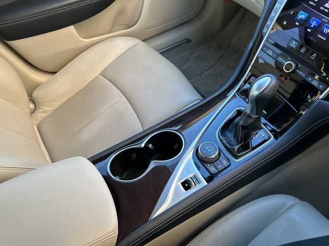 日産 スカイライン ハイブリッド 350GT Type SP 岐阜県 2014(平26)年 5.2万km ダークメタルグレー 登録時走行距離51428ｋｍ/純正８インチナビ/全方位カメラ/フルセグナビ/レーダークルーズコントロール/純正アルミホイール/シートヒーター/パワーシート/Ｂｌｕｅｔｏｏｔｈ/ビルトインＥＴＣ/純正フロアマット/衝突軽減システム/ＬＥＤヘッドライト/電動格納ミラー