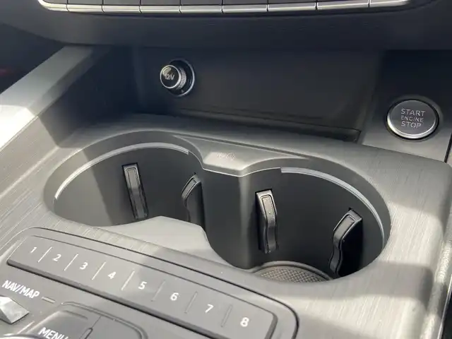 アウディ Ａ４ 1．4TFSI スポーツ Sライン 栃木県 2019(平31)年 4.7万km グレイシアホワイトメタリック マトリクスLEDパッケージ　/バーチャルコックピット/ACC　/Bカメラ　/純正ナビ　/フルセグ 　/パワーシート　/シートヒーター　/半革/AppleCarPlay　/電動リアゲート　/ETC　/マトリクスLED　/純正18インチAW