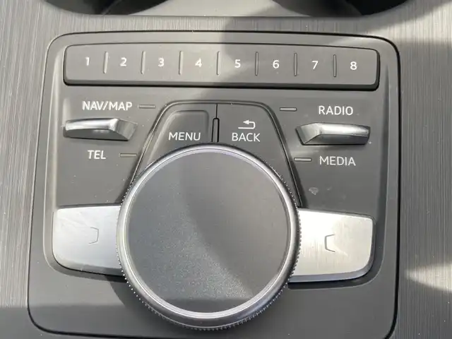 アウディ Ａ４ 1．4TFSI スポーツ Sライン 栃木県 2019(平31)年 4.7万km グレイシアホワイトメタリック マトリクスLEDパッケージ　/バーチャルコックピット/ACC　/Bカメラ　/純正ナビ　/フルセグ 　/パワーシート　/シートヒーター　/半革/AppleCarPlay　/電動リアゲート　/ETC　/マトリクスLED　/純正18インチAW