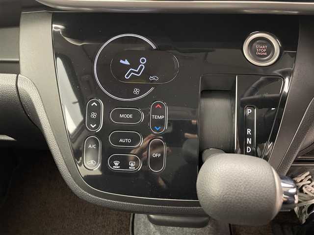 日産 デイズ ルークス ハイウェイスター Xターボ 愛媛県 2019(令1)年 5.7万km ホワイトパール 純正メモリナビ/フルセグTV/CD/SD/BT/アラウンドビューモニター/パワースライドドア/インテリジェントエマージェンシーブレーキ/踏み間違え防止アシスト/車線逸脱警報/LEDオートヘッドライト/ハイビームアシスト/純正15インチW/ETC/プッシュスタート/禁煙車