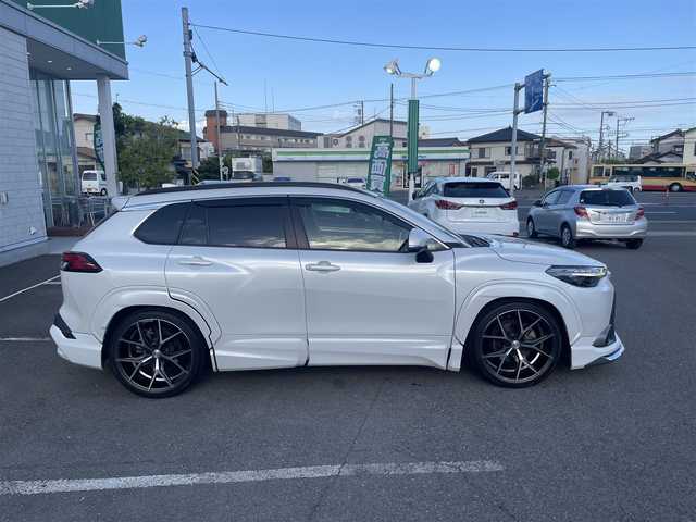 トヨタ カローラ クロス ハイブリッド Z 神奈川県 2022(令4)年 2.9万km パール