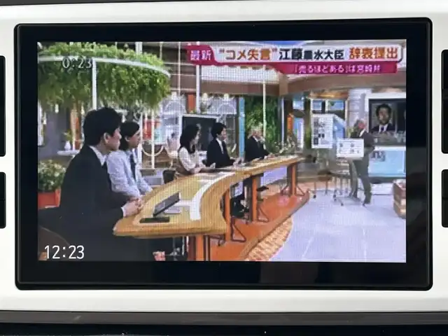 ダイハツ ムーヴ キャンバス G メイクアップ VS SAⅢ 静岡県 2021(令3)年 1.8万km ベージュ ユーザー買取車両/ワンオーナー/純正SDナビ/　【BT/ワンセグテレビ】/全方位モニター/バックカメラ/衝突被害軽減ブレーキ/プッシュスタート/両側パワースライドドア/オートマチックハイビーム/USB入力端子/アイドリングストップシステム/ETC/スペアキー
