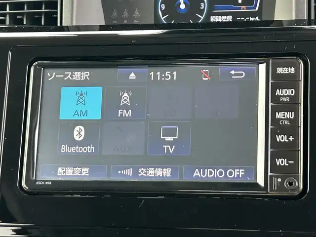 トヨタ ルーミー カスタムG 奈良県 2020(令2)年 0.7万km ブラックマイカメタリック/ファイアークォーツレッドメタリック 純正ナビ　/フルセグＴＶ　/BT/CD/SD/AUX/バックカメラ　/前後ドライブレコーダー　/ビルトインＥＴＣ　/ＡＡＣ　/両側パワースライドドア　/ワンオーナー　/ＬＥＤヘッドライト　/LEDフォグライト/オートライト/衝突被害軽減システム　/前後コーナーセンサー　/クルーズコントロール/純正14インチアルミホイール/純正フロアマット