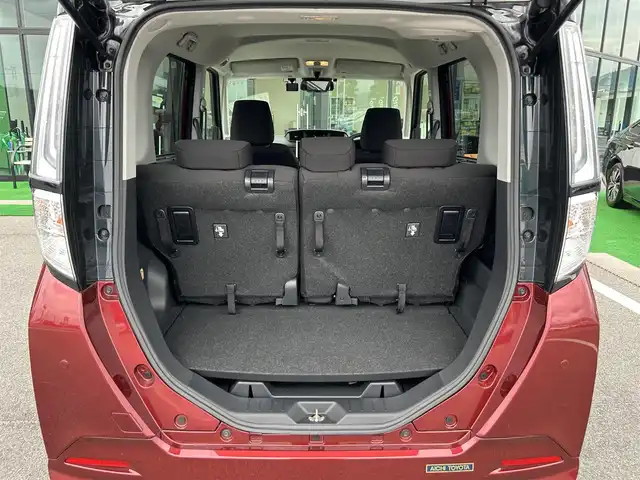 トヨタ ルーミー カスタムG 奈良県 2020(令2)年 0.7万km ブラックマイカメタリック/ファイアークォーツレッドメタリック 純正ナビ　/フルセグＴＶ　/BT/CD/SD/AUX/バックカメラ　/前後ドライブレコーダー　/ビルトインＥＴＣ　/ＡＡＣ　/両側パワースライドドア　/ワンオーナー　/ＬＥＤヘッドライト　/LEDフォグライト/オートライト/衝突被害軽減システム　/前後コーナーセンサー　/クルーズコントロール/純正14インチアルミホイール/純正フロアマット