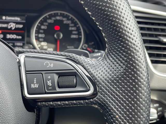 アウディ Ｑ５ 2．0 TFSI クワトロ Sライン 茨城県 2015(平27)年 6.4万km 白 サンルーフ/純正ナビ/バックカメラ/パワーバックドア/クルーズコントロール/HIDオートライト/ハーフレザーシート/パワーシート/純正19インチアルミホイール/パドルシフト/4WD/クリアランスソナー /ルーフレール/スマートキー/ETC