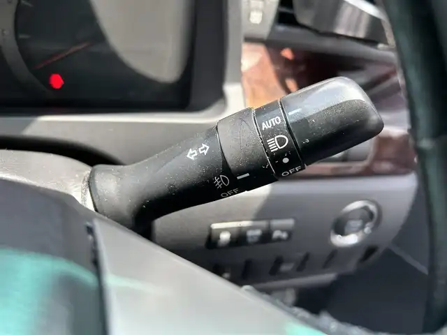 トヨタ ヴェルファイア 2．4Z 佐賀県 2014(平26)年 12.6万km ホワイトパールクリスタルシャイン アルパイン10インチSDナビ/・バックカメラ/・フルセグTV/BT/CD/DVD/アルパインフリップダウンモニター/コーナーセンサー/クルーズコントロール/両側パワースライドドア/純正18インチAW/HIDヘッドライト/オートライト/フォグランプ/オットマン/ETC/スペアキー×１/取扱説明書/保証書