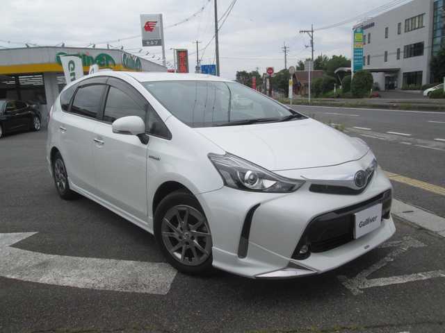 トヨタ プリウス α S チューンブラック 広島県 2016(平28)年 2.9万km ホワイトパールクリスタルシャイン ワンオーナー/純正メモリーナビ/フルセグTV・BTオーディオ/LEDオートライト/シートヒーター/レーダークルーズコントロール/レーンディパーチャーアラート/プリクラッシュセーフティシステム/バックカメラ/ビルトインETC/モデリスタエアロ/スマートキー