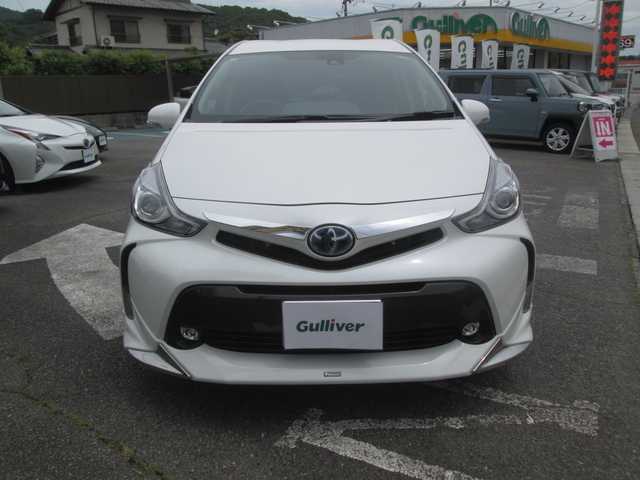 トヨタ プリウス α S チューンブラック 広島県 2016(平28)年 2.9万km ホワイトパールクリスタルシャイン ワンオーナー/純正メモリーナビ/フルセグTV・BTオーディオ/LEDオートライト/シートヒーター/レーダークルーズコントロール/レーンディパーチャーアラート/プリクラッシュセーフティシステム/バックカメラ/ビルトインETC/モデリスタエアロ/スマートキー
