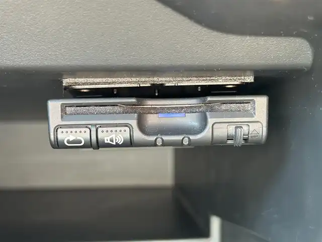 日産 ノート e－パワー メダリスト 愛媛県 2019(令1)年 4.8万km スーパーブラック 純正ナビ/Bluetooth/フルセグTV/AUX/Bカメラ/全方位カメラ/クルコン追従有/インテリジェントルームミラー/ドラレコ/LEDオートライト/純正15インチAW/純正フロアマット/ABS/横滑り防止機能/レーンキープアシスト/衝突被害軽減システム/Wエアバック/プッシュスタート/パワーステアリング/パワーウィンドウ