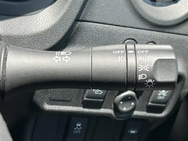 日産 ノート e－パワー メダリスト 愛媛県 2019(令1)年 4.8万km スーパーブラック 純正ナビ/Bluetooth/フルセグTV/AUX/Bカメラ/全方位カメラ/クルコン追従有/インテリジェントルームミラー/ドラレコ/LEDオートライト/純正15インチAW/純正フロアマット/ABS/横滑り防止機能/レーンキープアシスト/衝突被害軽減システム/Wエアバック/プッシュスタート/パワーステアリング/パワーウィンドウ
