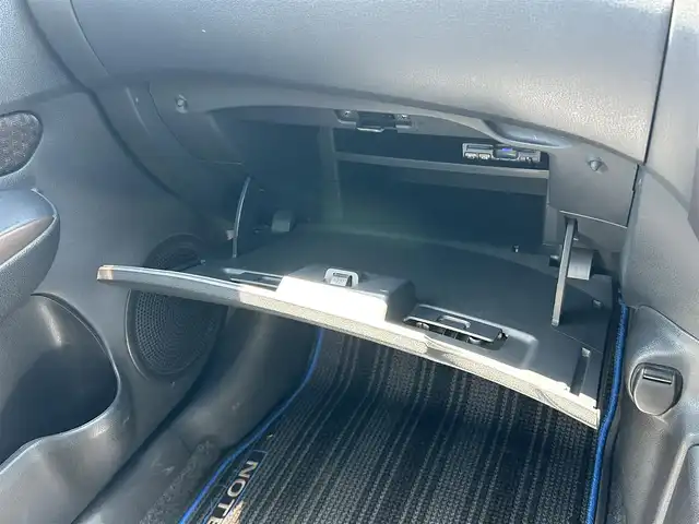 日産 ノート e－パワー メダリスト 愛媛県 2019(令1)年 4.8万km スーパーブラック 純正ナビ/Bluetooth/フルセグTV/AUX/Bカメラ/全方位カメラ/クルコン追従有/インテリジェントルームミラー/ドラレコ/LEDオートライト/純正15インチAW/純正フロアマット/ABS/横滑り防止機能/レーンキープアシスト/衝突被害軽減システム/Wエアバック/プッシュスタート/パワーステアリング/パワーウィンドウ