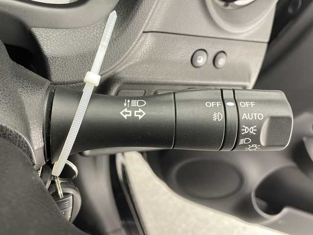 日産 ノート e－パワー メダリスト 長野県 2019(令1)年 4.8万km スーパーブラック 純正ナビ/Bluetooth/フルセグTV/AUX/Bカメラ/全方位カメラ/クルコン追従有/インテリジェントルームミラー/純正フロントドラレコ(ナビ連動)/LEDオートライト/純正15インチAW/純正フロアマット/ABS/横滑り防止機能/レーンキープアシスト/衝突被害軽減システム/Wエアバック/プッシュスタート/パワーステアリング/パワーウィンドウ/取扱説明書/保証書