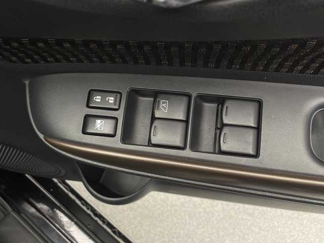 日産 ノート e－パワー メダリスト 長野県 2019(令1)年 4.8万km スーパーブラック 純正ナビ/Bluetooth/フルセグTV/AUX/Bカメラ/全方位カメラ/クルコン追従有/インテリジェントルームミラー/純正フロントドラレコ(ナビ連動)/LEDオートライト/純正15インチAW/純正フロアマット/ABS/横滑り防止機能/レーンキープアシスト/衝突被害軽減システム/Wエアバック/プッシュスタート/パワーステアリング/パワーウィンドウ/取扱説明書/保証書