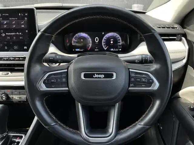 クライスラー・ジープ ジープ コンパス リミテッド 長野県 2021(令3)年 2.9万km シルバー ＡＣＣ　/黒革シート　/３６０°カメラ　/ＡＬＰＩＮＥ　/ＬＥＤライト　/シートヒーター　/ＰＷシート　/パワーバックドア　/ヒーテッドステアリング　/パークアシスト　/ヒルディセントコントロール　/オートホールドブレーキ