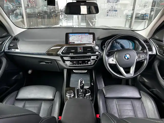 ＢＭＷ ＢＭＷ Ｘ３ 20 xDrive Xライン 富山県 2019(平31)年 5.7万km 黒 HDDナビ/フルセグテレビ/Bluetooth接続/Screen Mirroring/AM/FMラジオ/アイドリングストップ/ワイヤレス充電/ドラレコ/360°カメラ/パワーバックドア/パークアシスト/ダウンヒルアシストコントロール/D/N席シートヒーター/D/N席パワーシート/全席シートヒーター/アドブルー/HUD