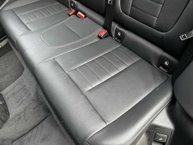 ＢＭＷ ＢＭＷ Ｘ３ 20 xDrive Xライン 富山県 2019(平31)年 5.7万km 黒 HDDナビ/フルセグテレビ/Bluetooth接続/Screen Mirroring/AM/FMラジオ/アイドリングストップ/ワイヤレス充電/ドラレコ/360°カメラ/パワーバックドア/パークアシスト/ダウンヒルアシストコントロール/D/N席シートヒーター/D/N席パワーシート/全席シートヒーター/アドブルー/HUD