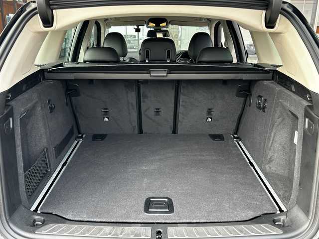 ＢＭＷ ＢＭＷ Ｘ３ 20 xDrive Xライン 富山県 2019(平31)年 5.7万km 黒 HDDナビ/フルセグテレビ/Bluetooth接続/Screen Mirroring/AM/FMラジオ/アイドリングストップ/ワイヤレス充電/ドラレコ/360°カメラ/パワーバックドア/パークアシスト/ダウンヒルアシストコントロール/D/N席シートヒーター/D/N席パワーシート/全席シートヒーター/アドブルー/HUD